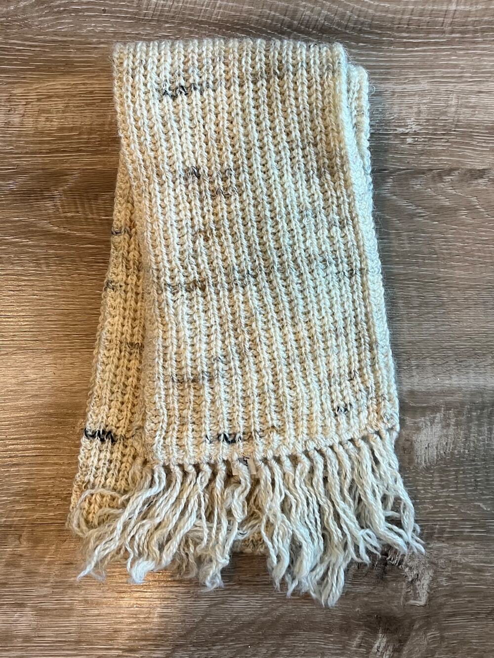 Pendleton Woolen Mills Vintage 100% Virgin Wool Scarf Cream Tan Grey Fringe Made